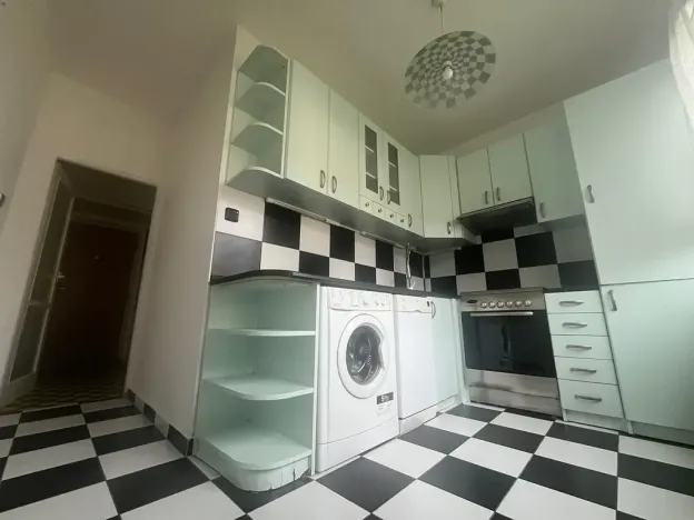 Prodej bytu 2+1, Praha, K lučinám, 54 m2