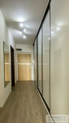 Pronájem bytu 2+kk, Praha - Michle, V dolině, 50 m2