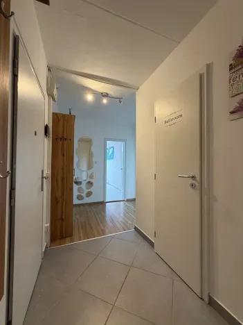 Pronájem bytu 3+kk, Praha - Petrovice, Rezlerova, 63 m2