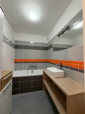 Pronájem bytu 3+kk, Praha - Petrovice, Rezlerova, 63 m2