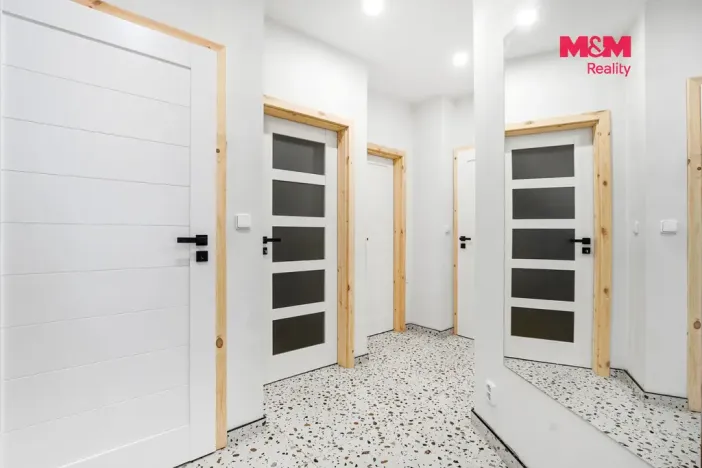 Prodej rodinného domu, Jablonec nad Nisou, Mírové náměstí, 313 m2