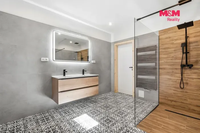 Prodej rodinného domu, Jablonec nad Nisou, Mírové náměstí, 313 m2