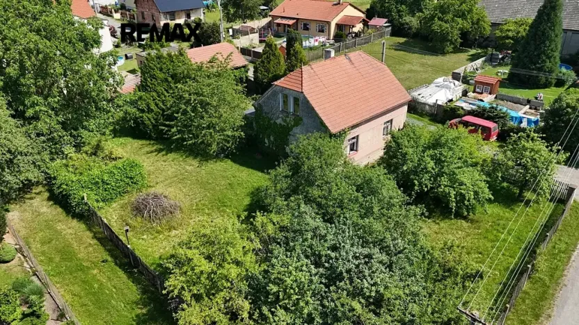 Prodej rodinného domu, Běleč, 200 m2