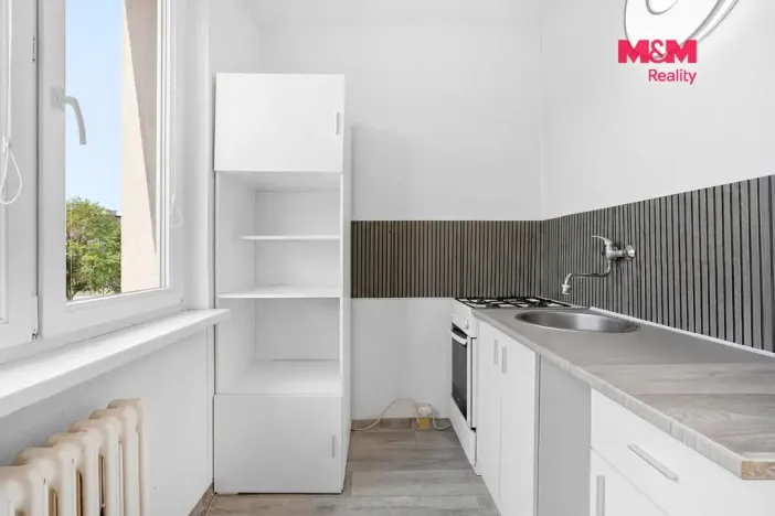 Prodej bytu 2+1, Klášterec nad Ohří - Miřetice u Klášterce nad Ohří, Lesní, 50 m2
