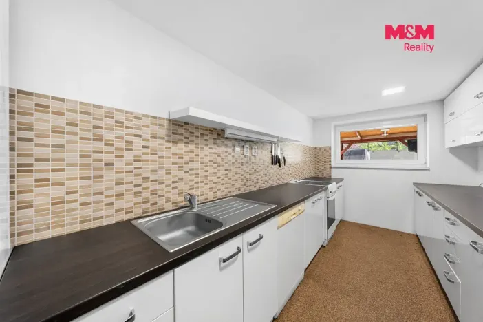 Prodej rodinného domu, Chlumec, Chlumecká, 260 m2