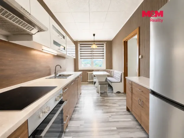 Prodej bytu 4+1, Teplice - Prosetice, Na konečné, 76 m2