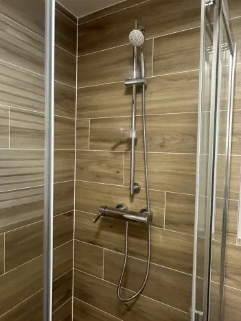 Pronájem bytu 1+kk, Jablonec nad Nisou, Za Jízdárnou, 42 m2