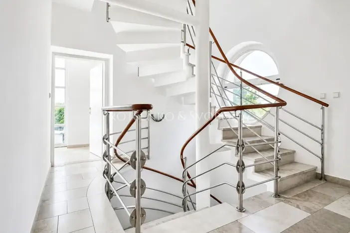 Prodej činžovního domu, Křižanov, Benešovo náměstí, 530 m2