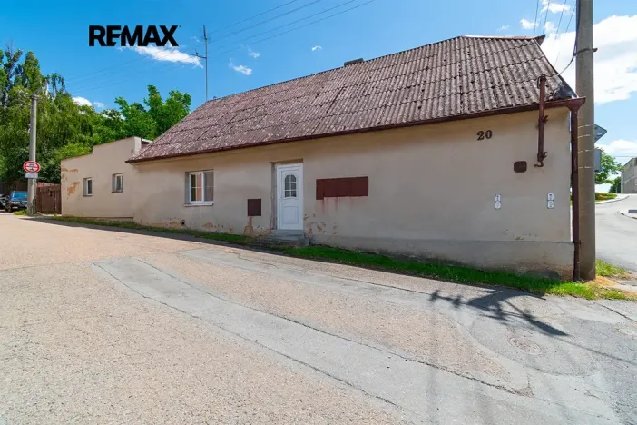 Prodej rodinného domu, Břasy, 186 m2