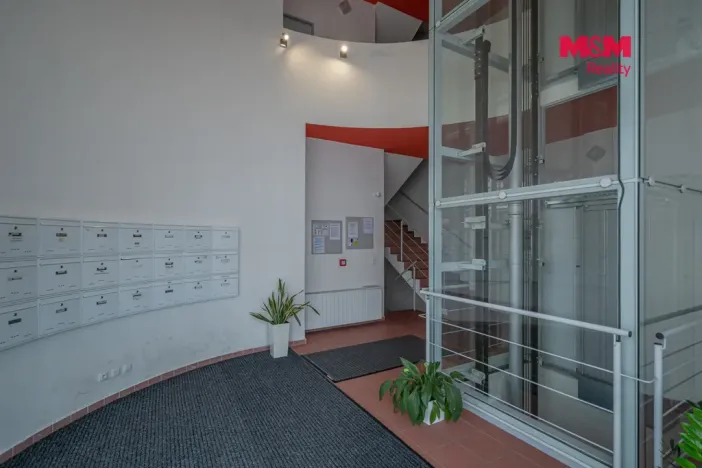 Pronájem bytu 1+kk, Brno - Slatina, Zlínská, 29 m2