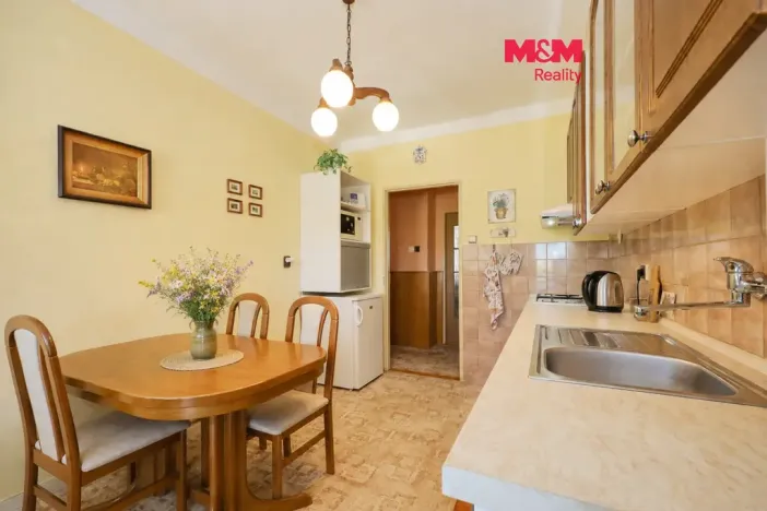 Prodej bytu 3+1, Velké Pavlovice, Nádražní, 75 m2
