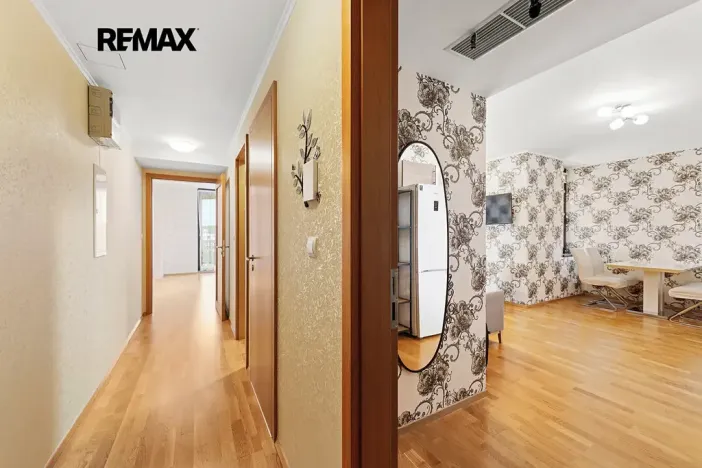 Pronájem bytu 2+kk, Praha - Žižkov, Ke kapslovně, 64 m2