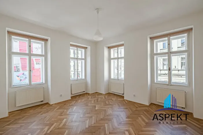 Pronájem bytu 2+1, Praha - Karlín, Vítkova, 65 m2