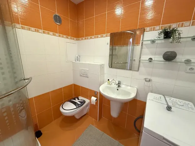Pronájem bytu 2+1, Hrušovany u Brna, Sídliště, 58 m2