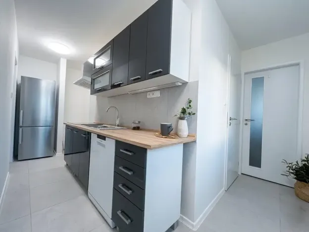 Pronájem bytu 1+kk, Ústí nad Labem, Velká Hradební, 8 m2