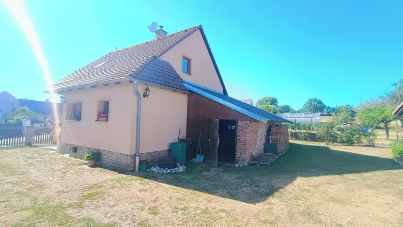 Prodej rodinného domu, Pernarec, 120 m2