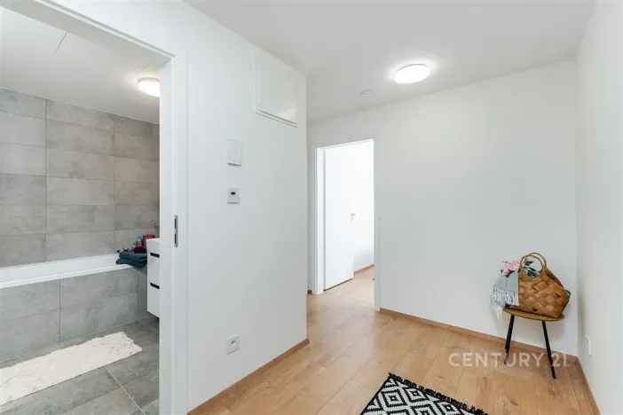 Prodej bytu 2+kk, Praha, Arnošta Staňka, 47 m2