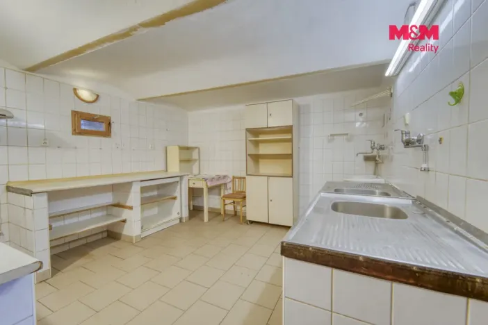 Prodej komerčního pozemku, Vráž, 16101 m2