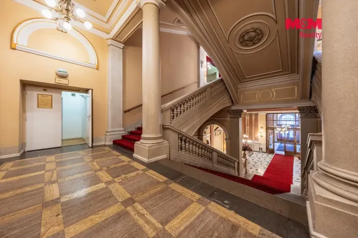 Pronájem kanceláře, Praha - Vinohrady, náměstí Míru, 60 m2