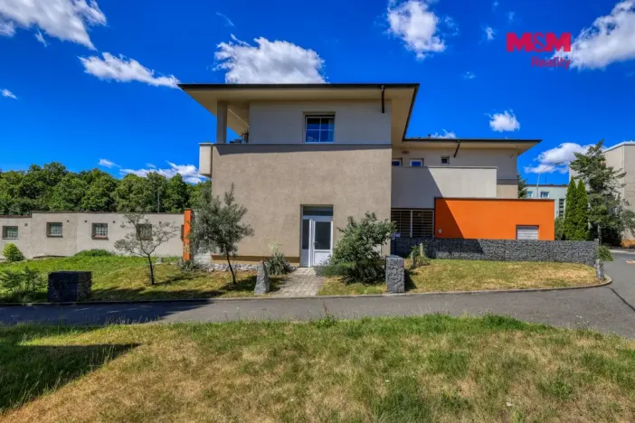 Pronájem obchodního prostoru, Klatovy - Klatovy IV, Studentská, 30 m2