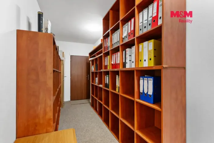Prodej obchodního prostoru, Jablonec nad Nisou, Komenského, 600 m2