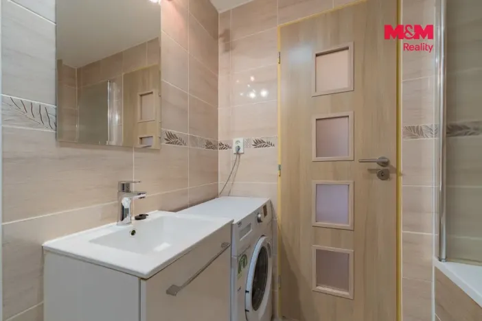 Pronájem bytu 1+kk, Loket, Sportovní, 40 m2
