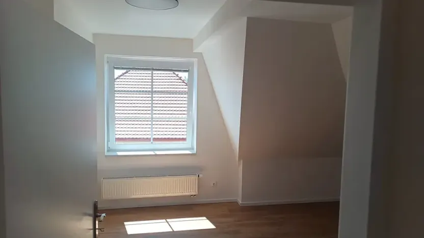 Pronájem bytu 3+kk, Praha - Kobylisy, Klíčanská, 93 m2