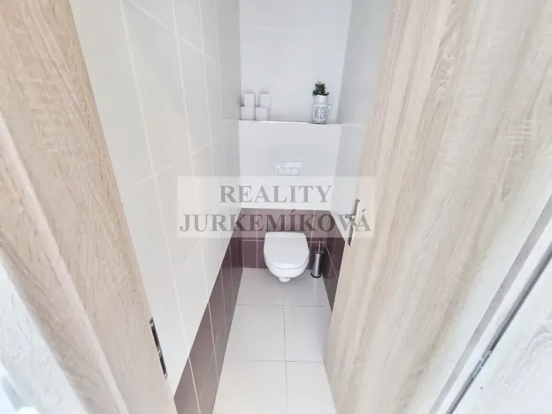 Prodej vícegeneračního domu, Černá v Pošumaví, 200 m2
