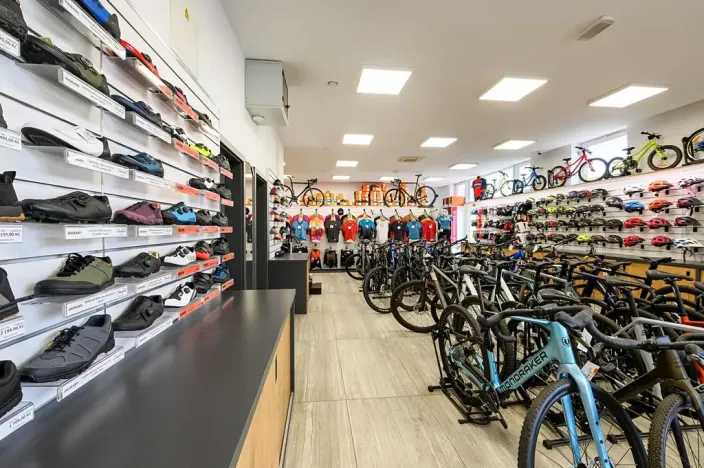 Pronájem obchodního prostoru, Plzeň, Otýlie Beníškové, 274 m2