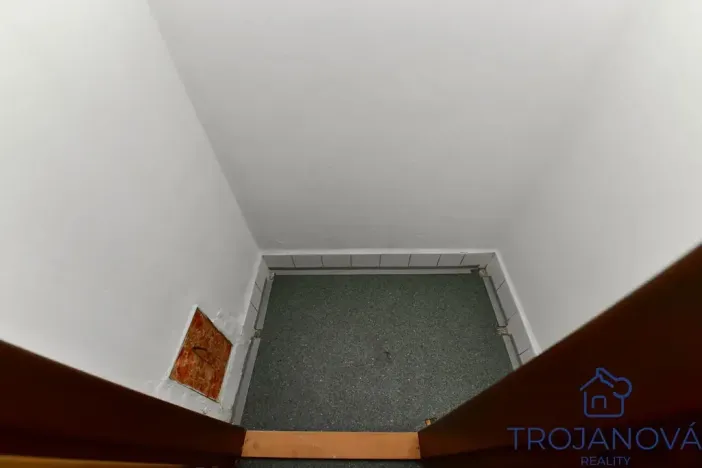 Prodej bytu 2+1, Benešov, Na Spořilově, 60 m2