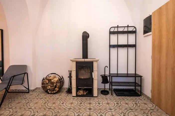 Prodej bytu 2+kk, Jáchymov, náměstí Republiky, 70 m2