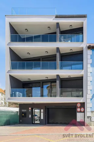 Pronájem bytu 1+kk, Praha - Modřany, Komořanská, 37 m2