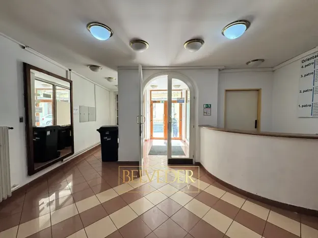 Pronájem obchodního prostoru, Teplice, Školní, 441 m2