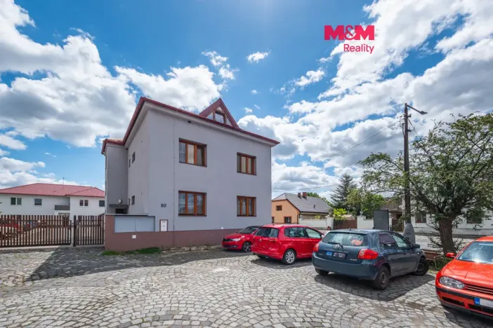 Prodej bytu 2+1, Rožďalovice, Náměstí, 63 m2
