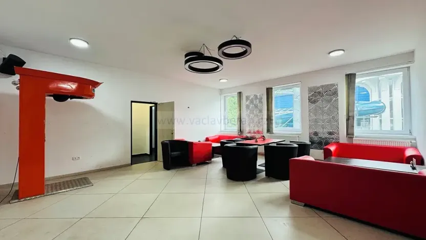 Pronájem obchodního prostoru, Česká Třebová, U Teplárny, 235 m2