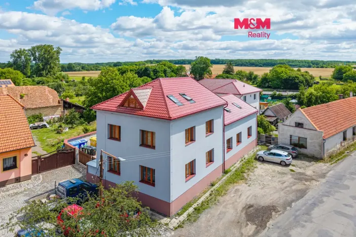 Prodej bytu 3+kk, Rožďalovice, Náměstí, 75 m2