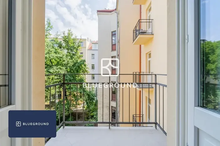 Pronájem bytu 1+kk, Praha - Bubeneč, Veletržní, 30 m2