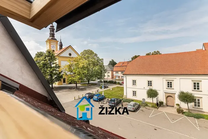 Pronájem bytu 2+kk, Rousínov, Sušilovo náměstí, 51 m2
