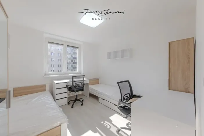 Pronájem pokoje, Olomouc, Pionýrská, 60 m2