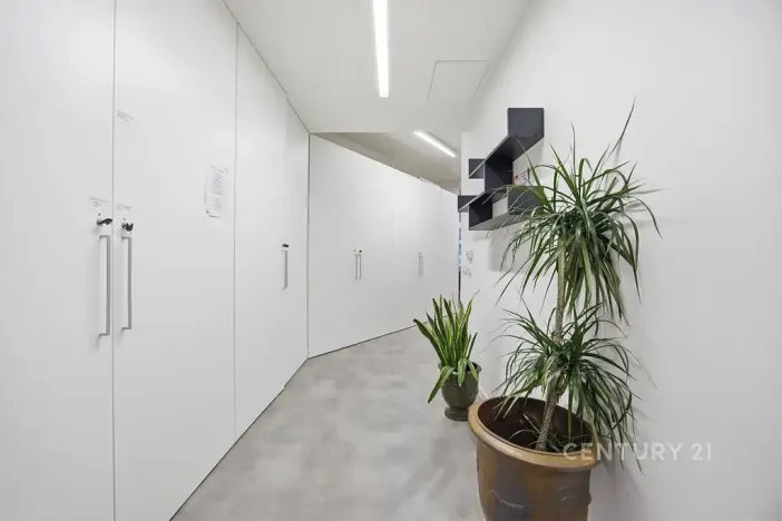 Prodej kanceláře, Praha - Smíchov, Na Zatlance, 232 m2