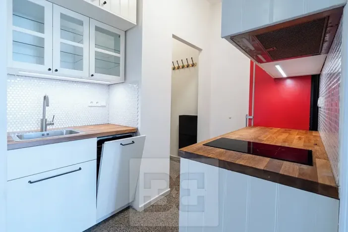 Pronájem bytu 2+1, Praha - Nusle, Na Pankráci, 50 m2