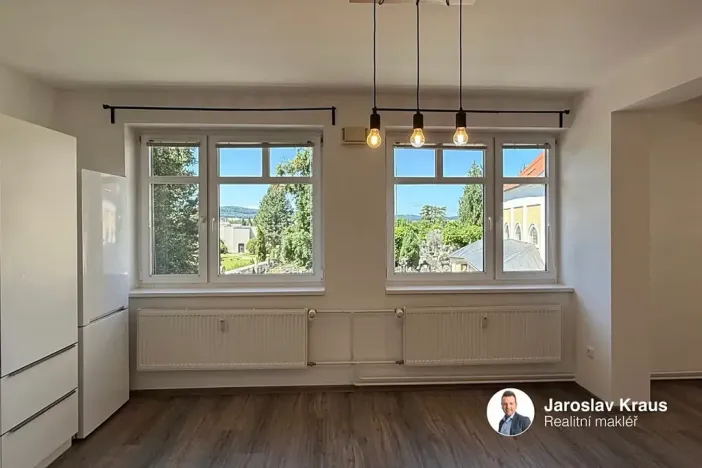 Pronájem bytu 2+kk, Jičín, Ruská, 71 m2