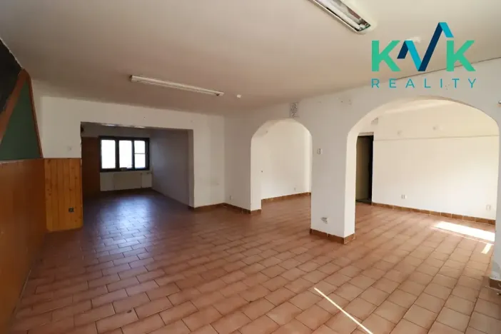 Prodej restaurace, Krásné Údolí, 227 m2