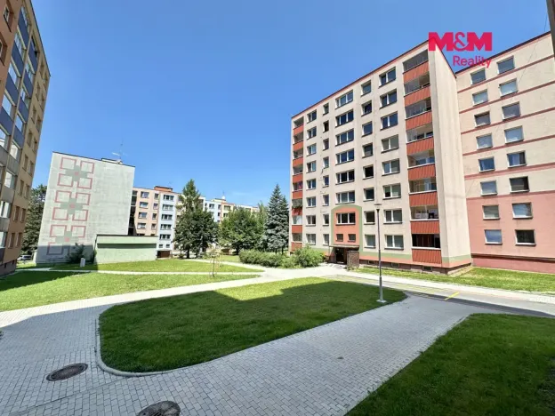 Prodej bytu 2+1, Orlová - Lutyně, Karla Dvořáčka, 43 m2