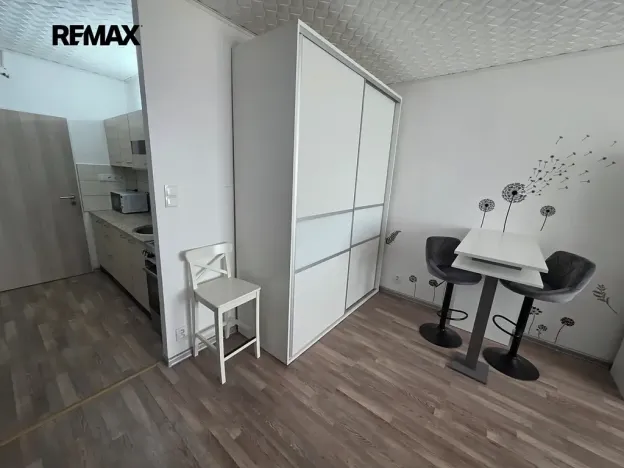 Prodej bytu 1+kk, Doloplazy, 31 m2
