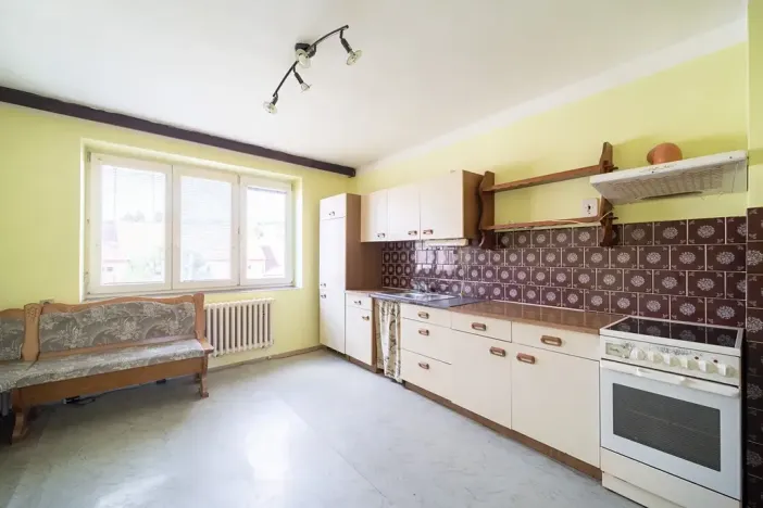 Prodej rodinného domu, Rašovice, 272 m2
