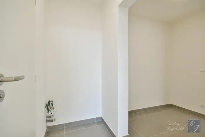Prodej bytu 4+1, Praha - Čimice, Strážnická, 103 m2