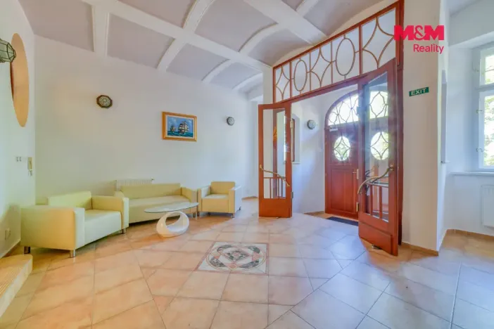 Prodej bytu 2+1, Mariánské Lázně - Úšovice, Anglická, 95 m2