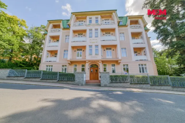 Prodej bytu 2+1, Mariánské Lázně - Úšovice, Anglická, 95 m2