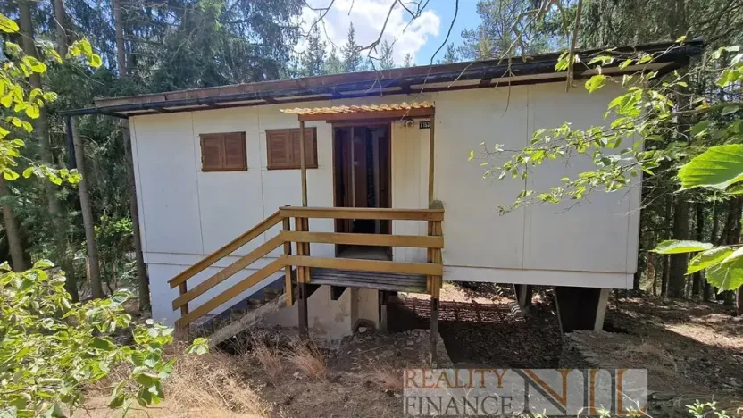 Pronájem chaty, Líšťany, 48 m2